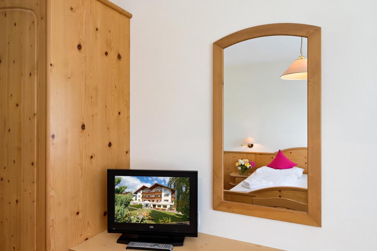 Hotel Stocknerhof Natz-Schabs Buitenkant foto